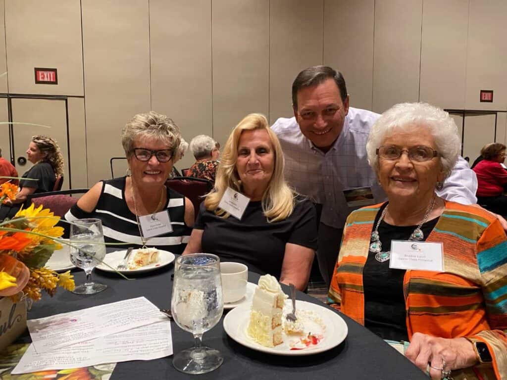 CEO Frank Corcoran with Hospital Auxiliary Members